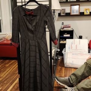 Elegant Plaid Long Dress with Bow Accent